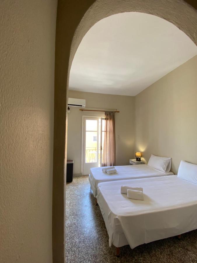Hotel Pansion Roulis Moraḯtika Exterior foto