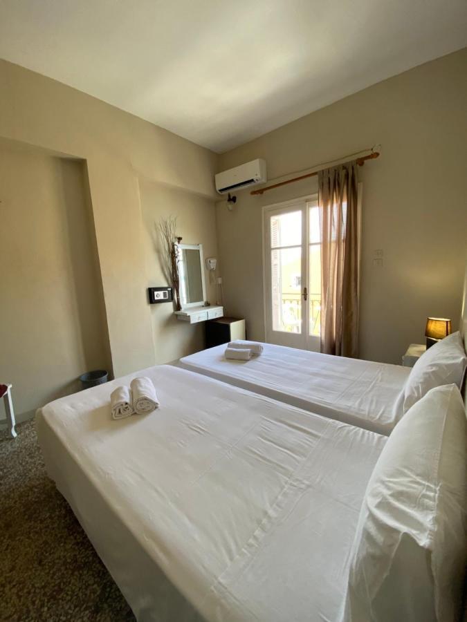 Hotel Pansion Roulis Moraḯtika Exterior foto