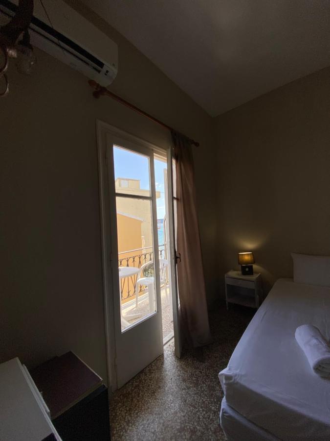 Hotel Pansion Roulis Moraḯtika Exterior foto